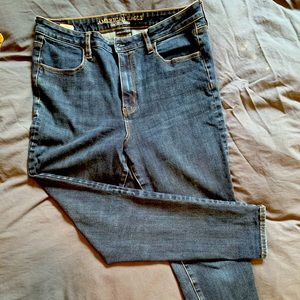 High waisted American eagle jeans